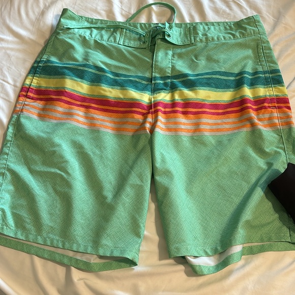 2 pairs men’s swim shorts size 36/ L - Picture 6 of 8